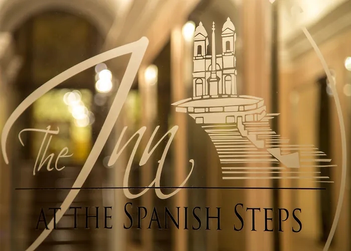 The At The Spanish Steps רומא