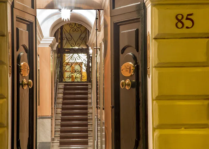 The At The Spanish Steps 4* רומא
